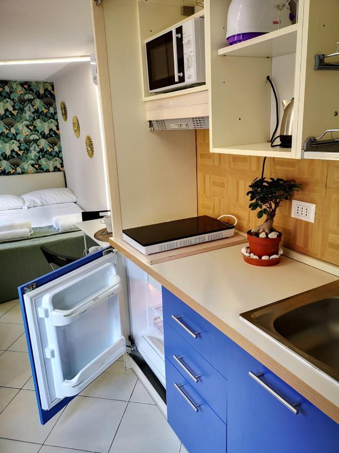 Marilor Apartments Aeroporto di Catania Fontana Rossa Esterno foto